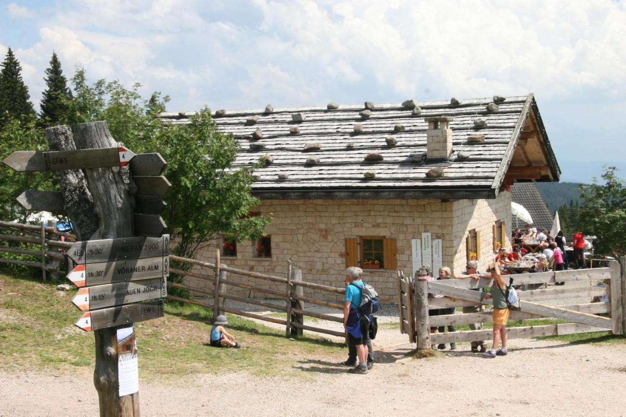 Schoetzerhof Meltina Bagian luar foto